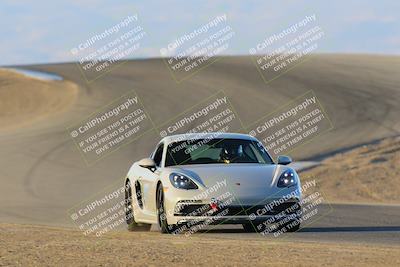 media/Oct-16-2022-Speed Ventures (Sun) [[7df72c9f09]]/Red/Session 1 (Phil Hill)/